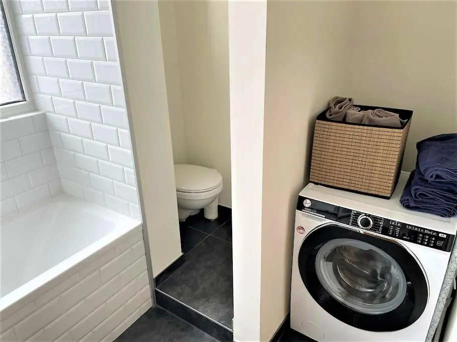 Tropical Dive, 2Bdr Apartment Antwerpen Belgium
